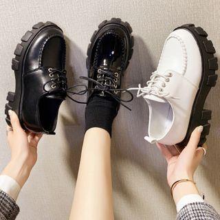 Platform Lace-Up Loafer Shoes Patent Leather – Black Platform Lace-Up Loafer Shoes Patent Leather – Black