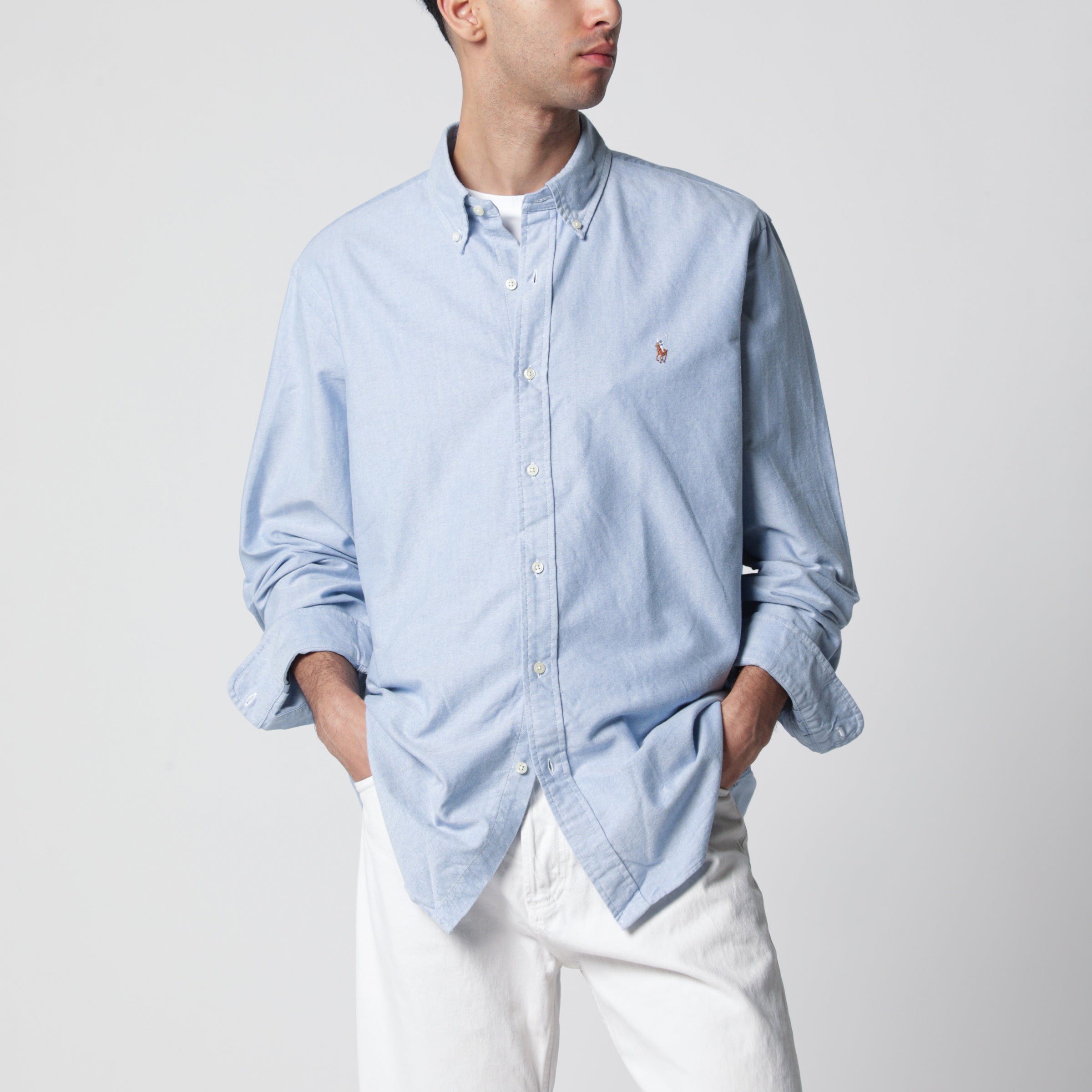 Light blue Oxford shirt Custom-fit Light blue Oxford shirt Custom-fit