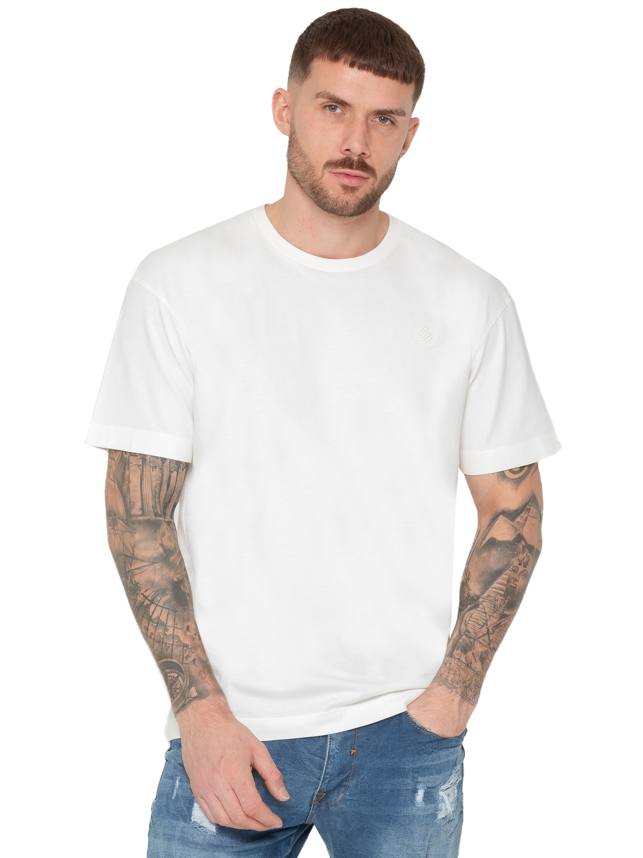 Oversized Crew Neck Shirt – Black Short Sleeve Top with Rubber Badge, Classic Modern Style, Breathable Fabric, Relaxed Fit for