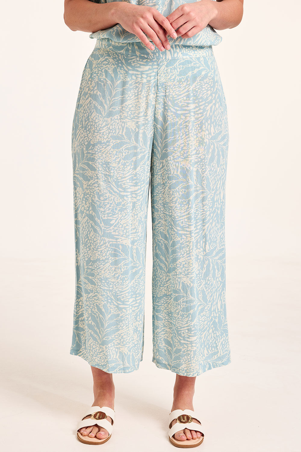 Bonmarche Mint Leaf Print Crinkle Cropped Trousers, Size: Bonmarche Mint Leaf Print Crinkle Cropped Trousers, Size: