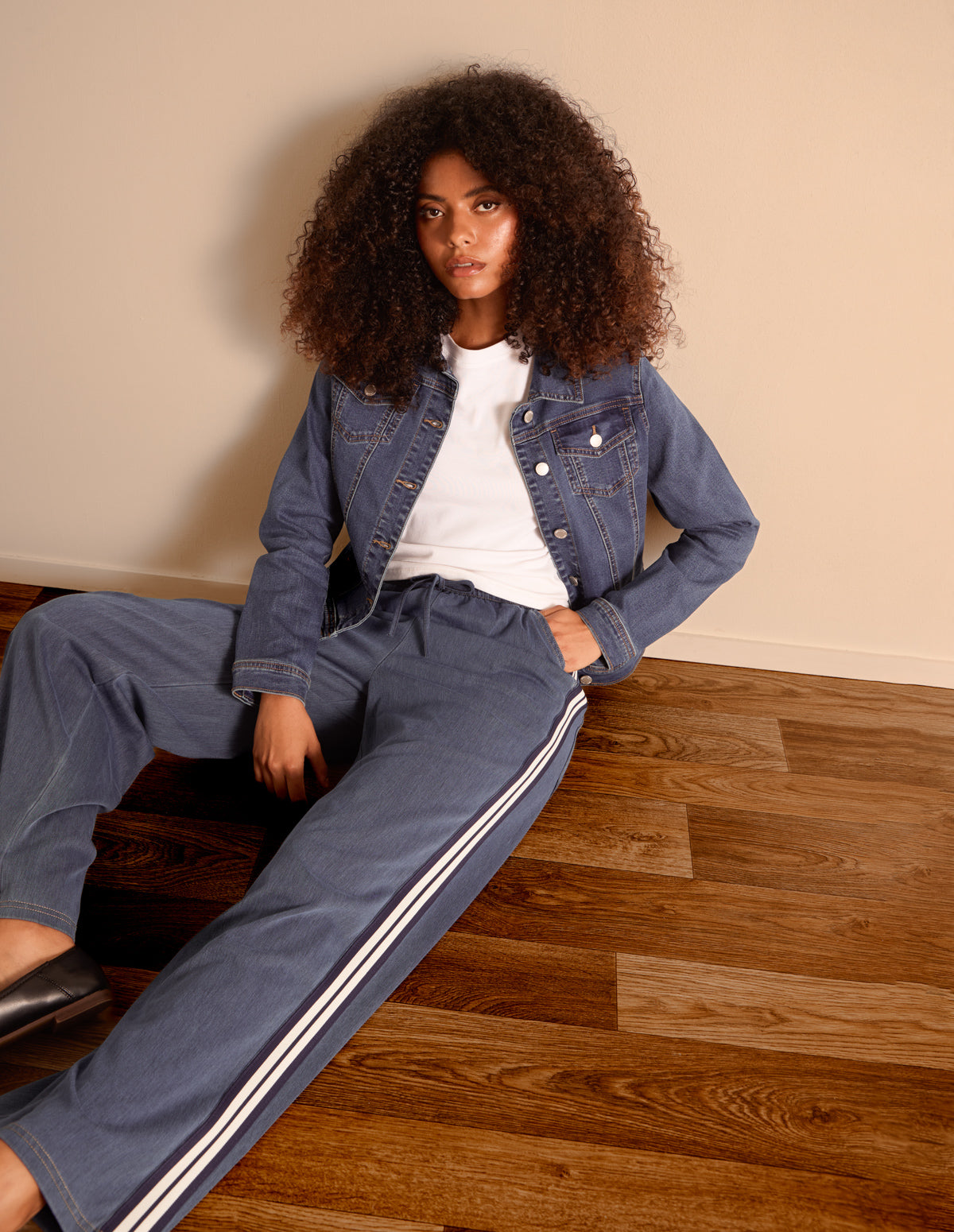 Stretch Denim Jacket – M MID DENIM