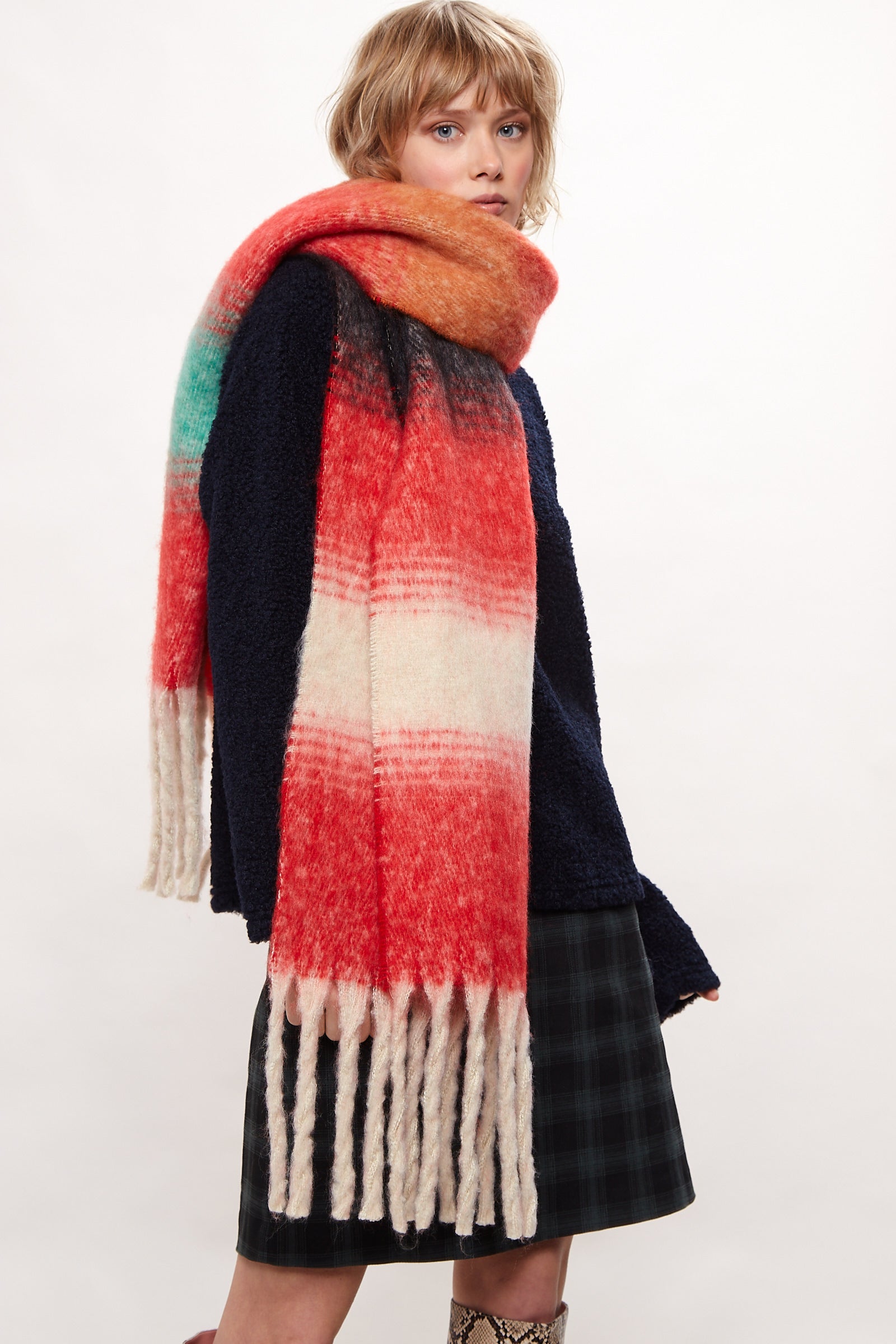 Louche Ciara Cosy Fluffy Striped Tassel Scarf – Red Louche Ciara Cosy Fluffy Striped Tassel Scarf – Red