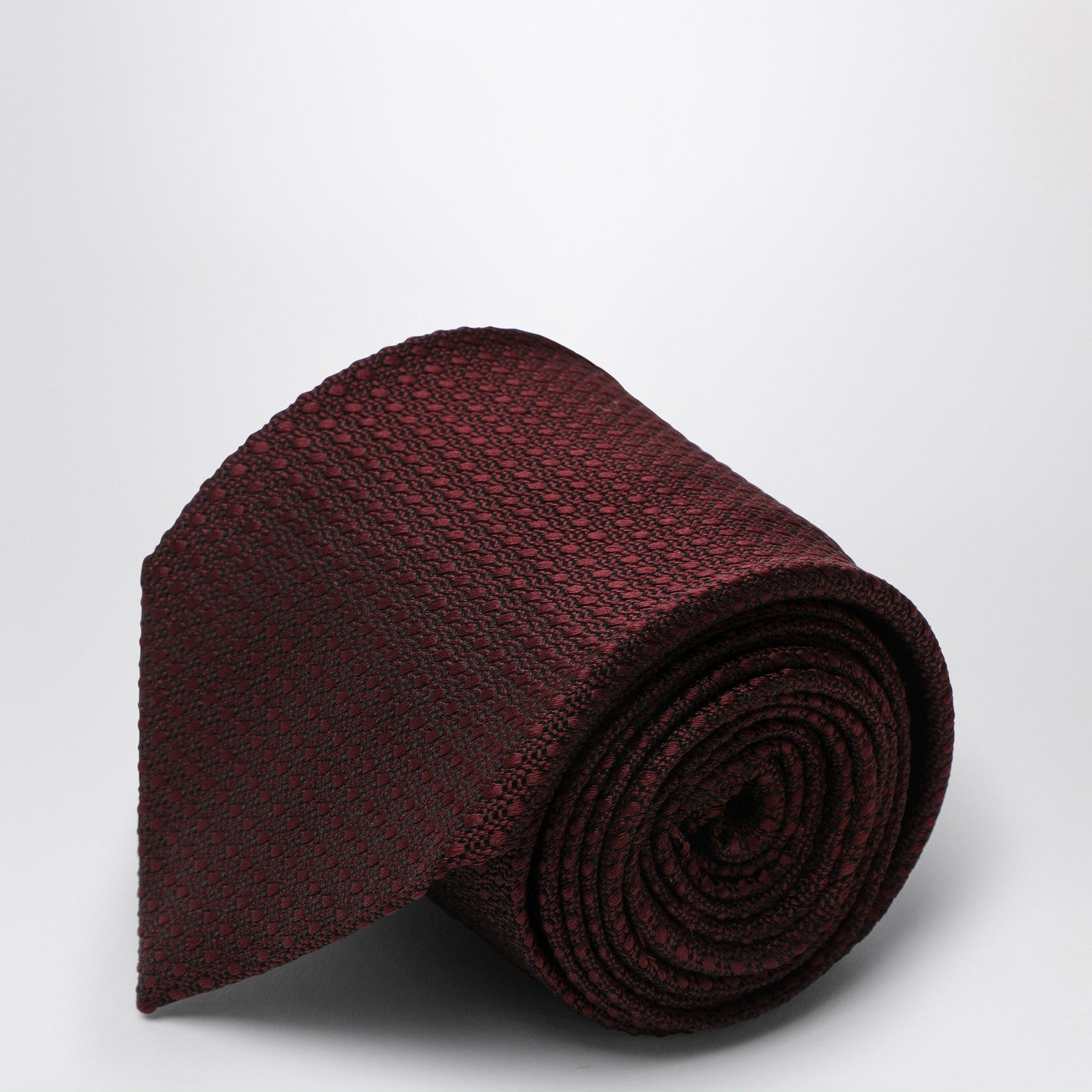 Burgundy silk polka dot tie Burgundy silk polka dot tie