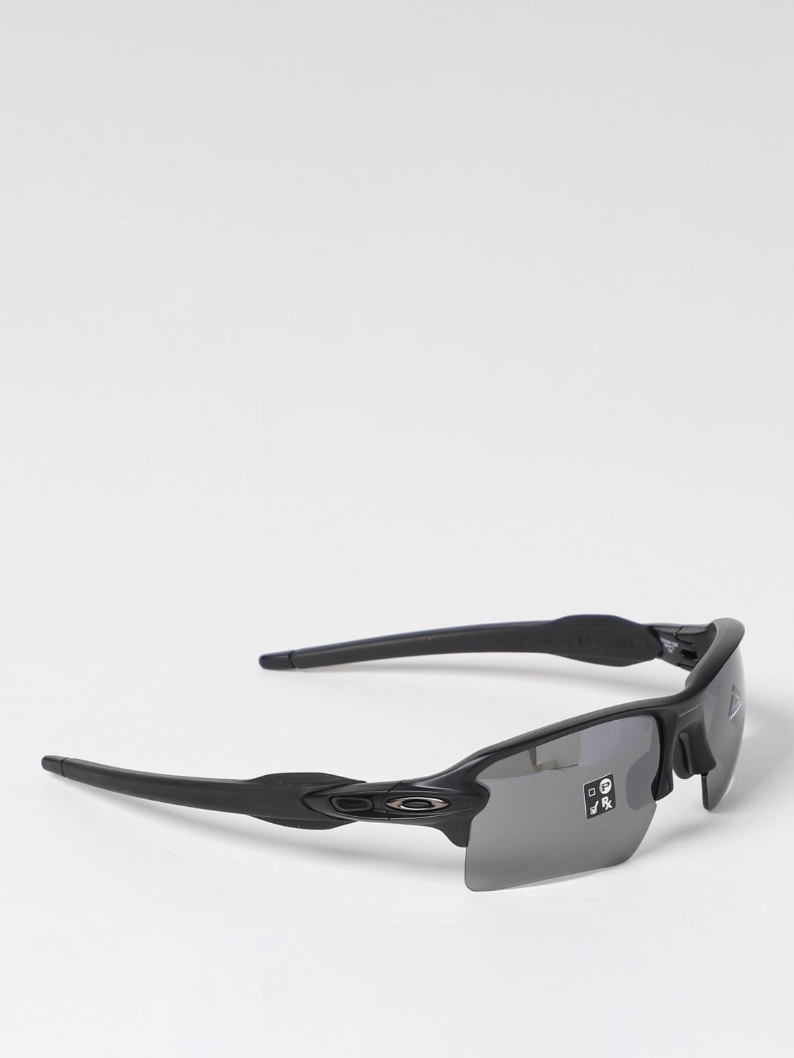 OAKLEY Flak . Sunglasses in O Matter OAKLEY Flak . Sunglasses in O Matter