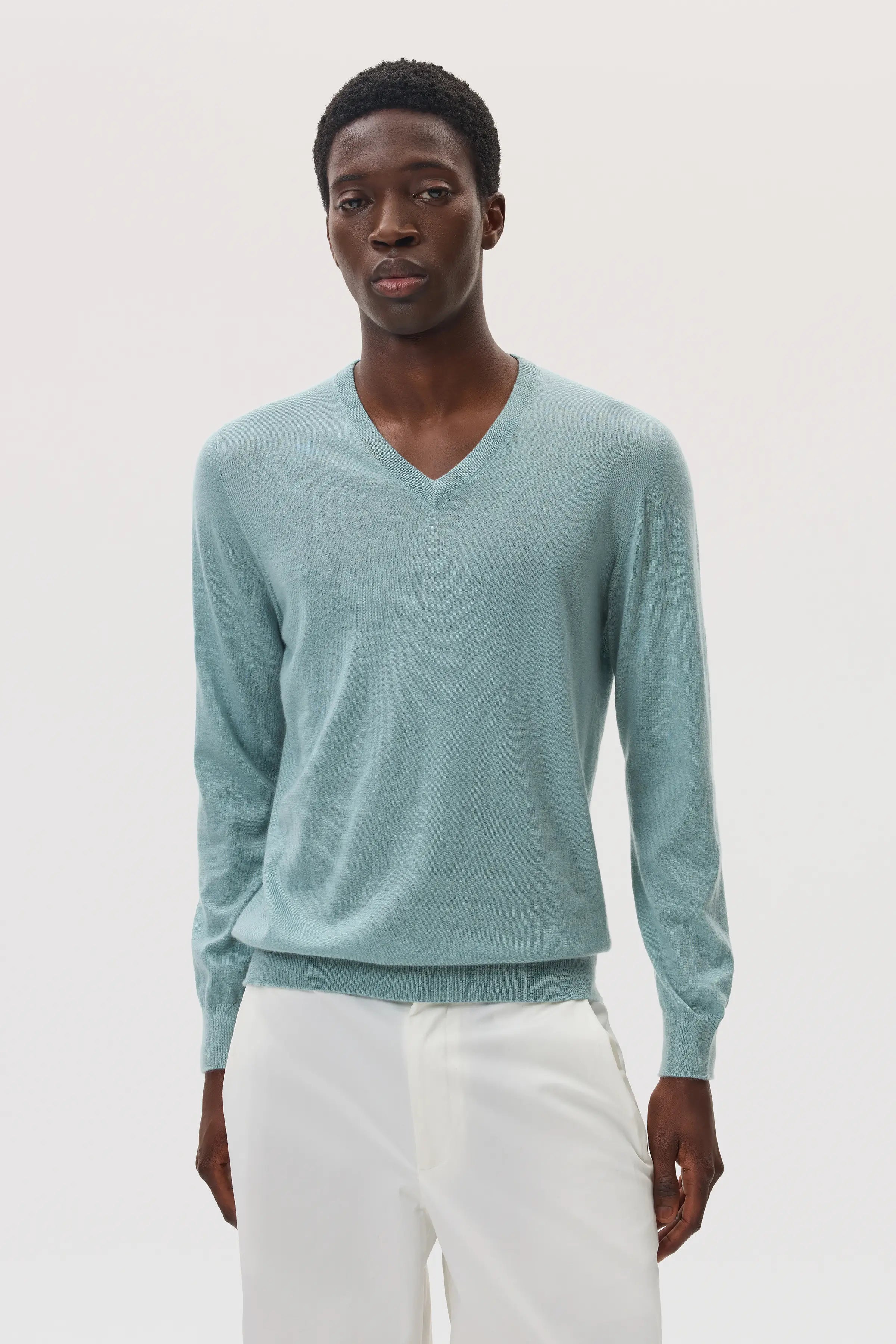 Superfine Cashmere Light Green V Neck Jumper Superfine Cashmere Light Green V Neck Jumper