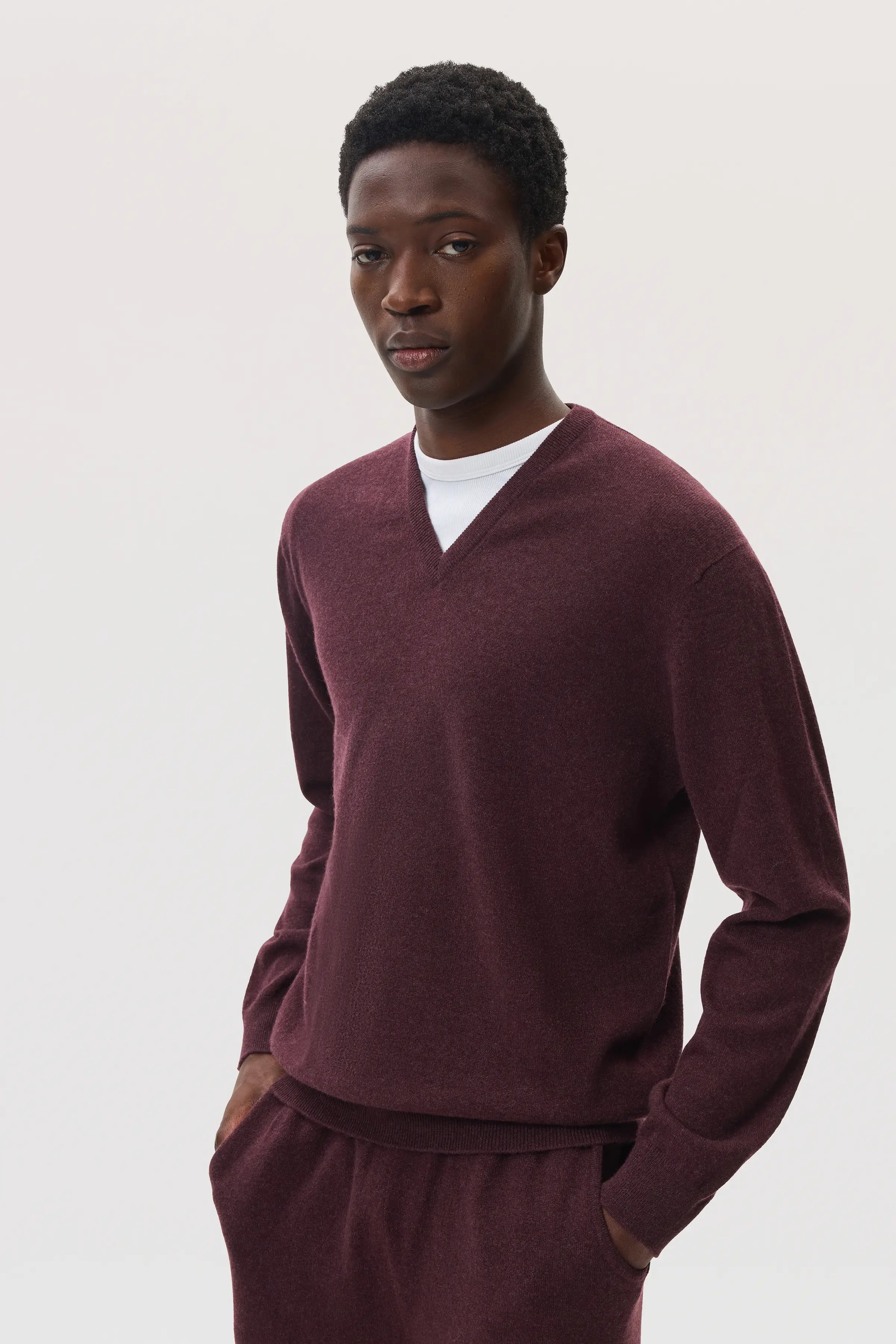 Deep Red Cashmere V Neck Jumper Deep Red Cashmere V Neck Jumper