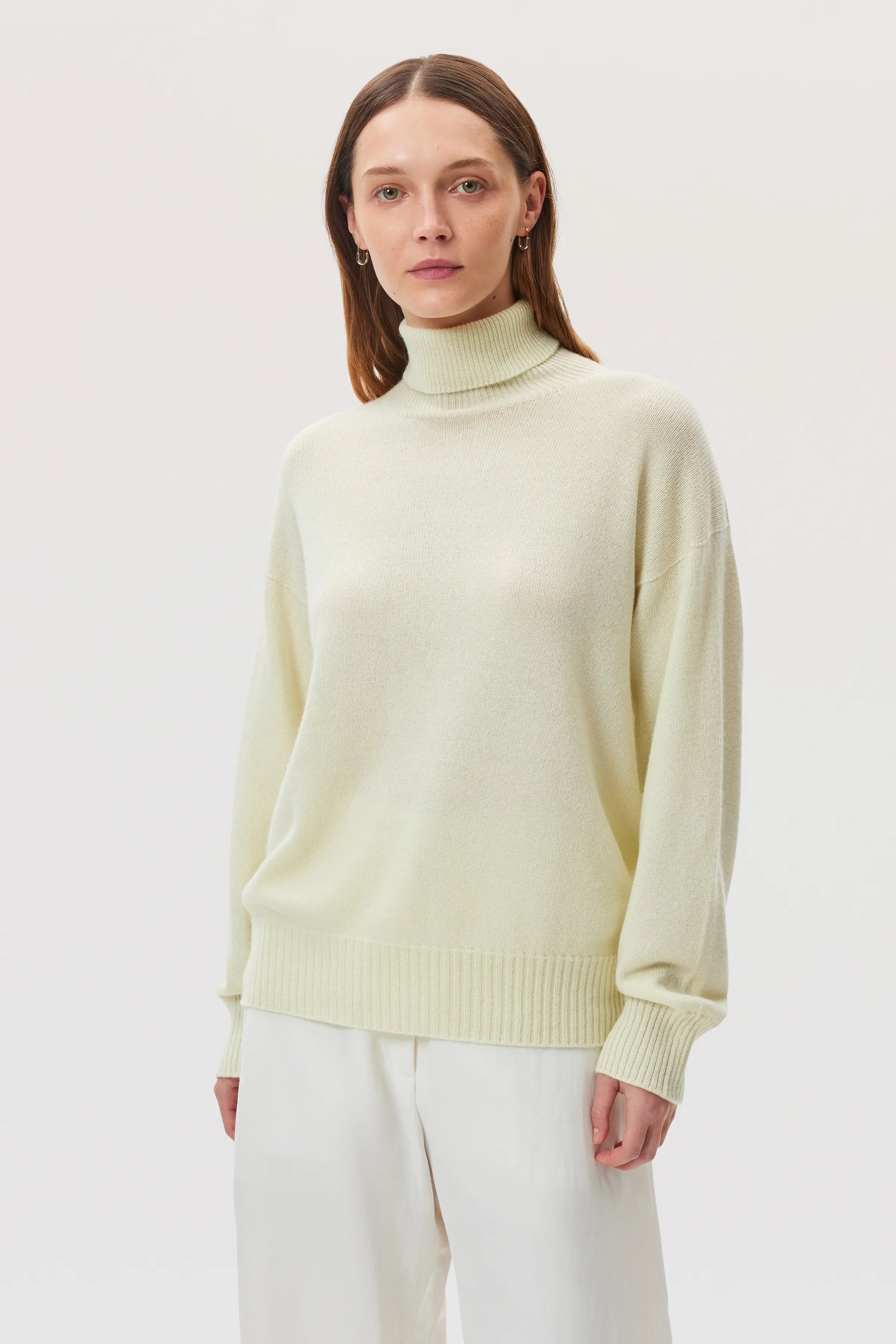 Gauzy Cashmere Roll Neck Light Yellow Jumper Gauzy Cashmere Roll Neck Light Yellow Jumper
