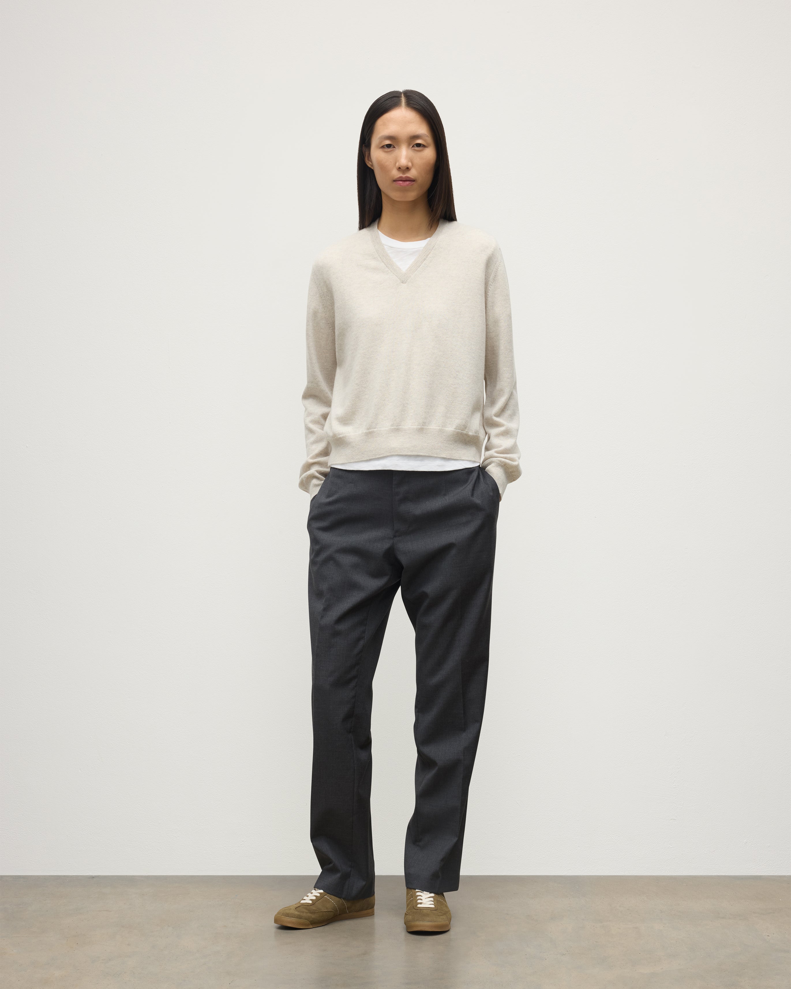 Lunan Natural Classic Cashmere V Neck Jumper Lunan Natural Classic Cashmere V Neck Jumper