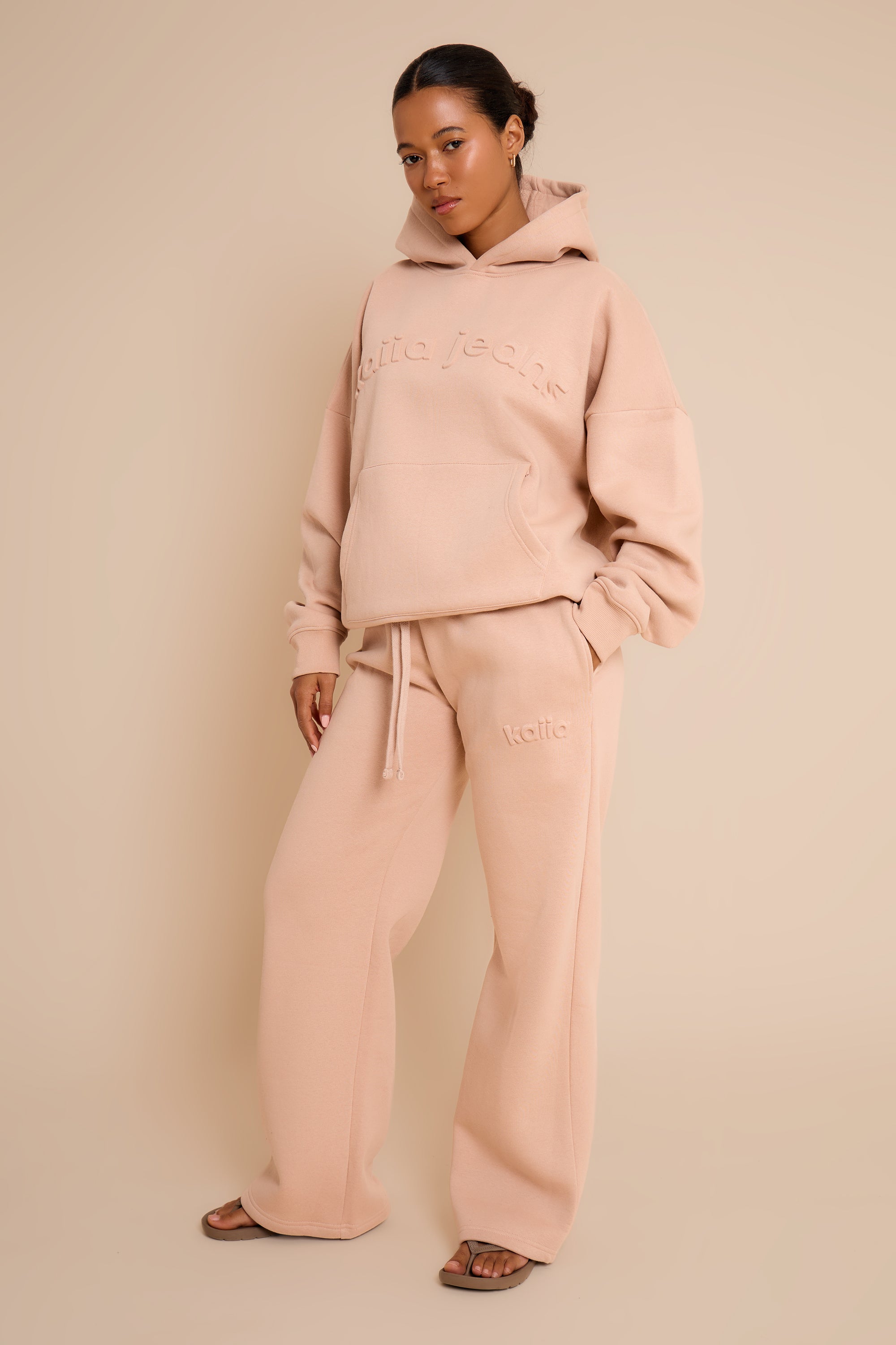 Kaiia Jeans Embossed Wide Leg Joggers Clay Pink Kaiia Jeans Embossed Wide Leg Joggers Clay Pink