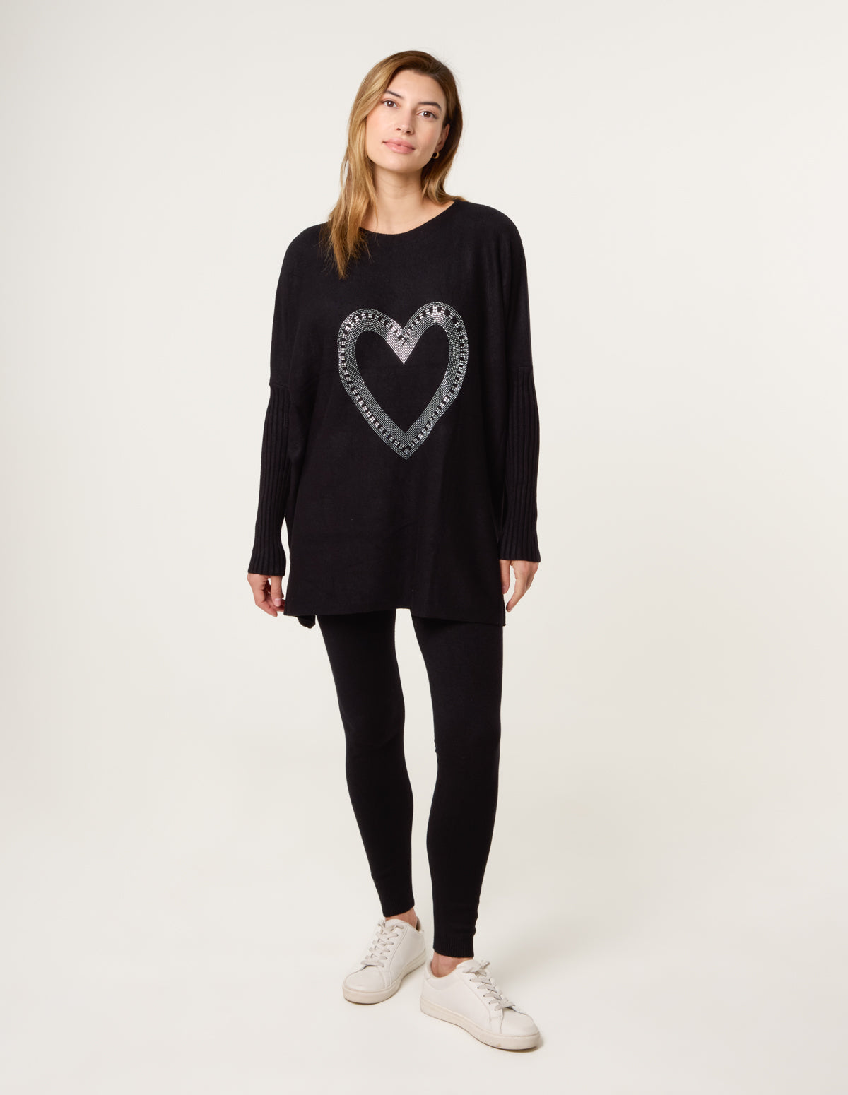Heart Diamante Oversized Jumper – ONE BLACK Heart Diamante Oversized Jumper – ONE BLACK