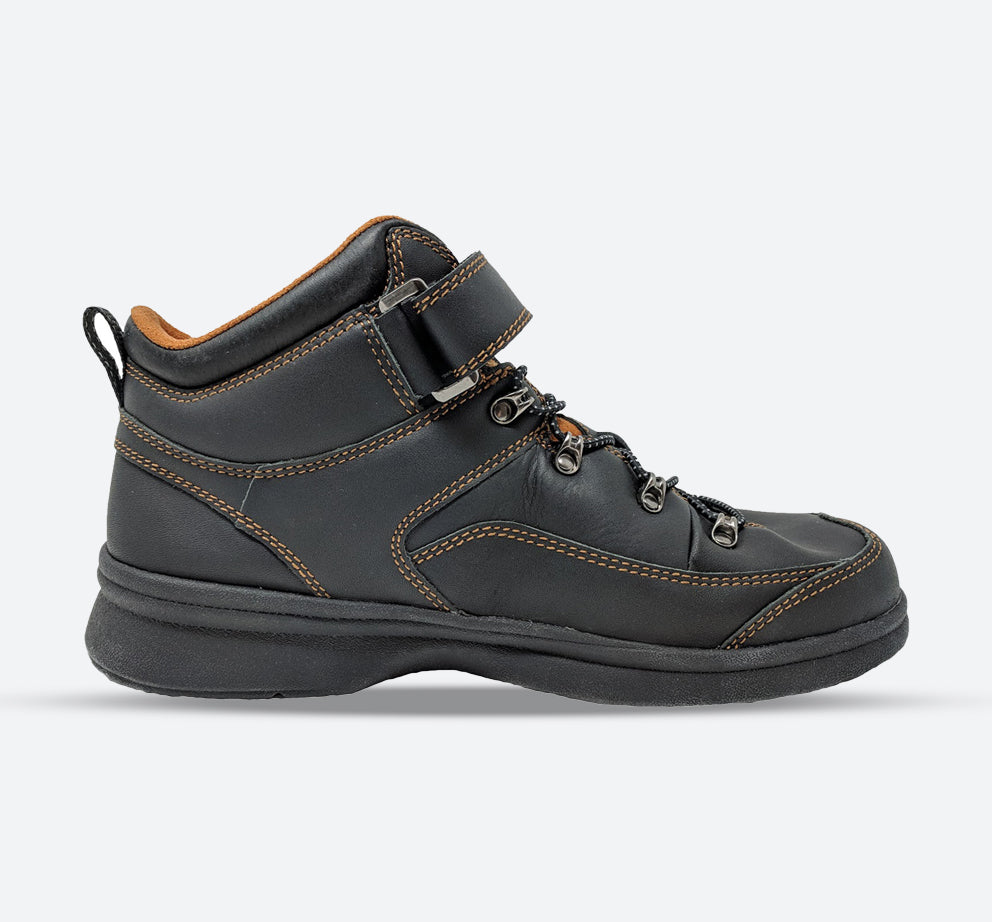 Mens Wide Fit I-Runner Pioneer Walking Boots, Black E Mens Wide Fit I-Runner Pioneer Walking Boots, Black E