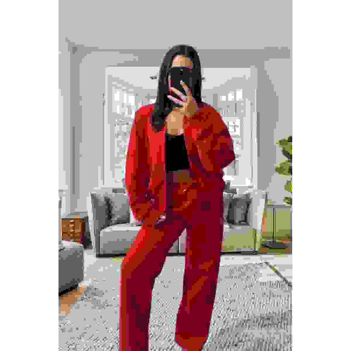 Stylish Oversized Fleece Tracksuit Set for Ultimate Comfort – Red S Stylish Oversized Fleece Tracksuit Set for Ultimate Comfort – Red S