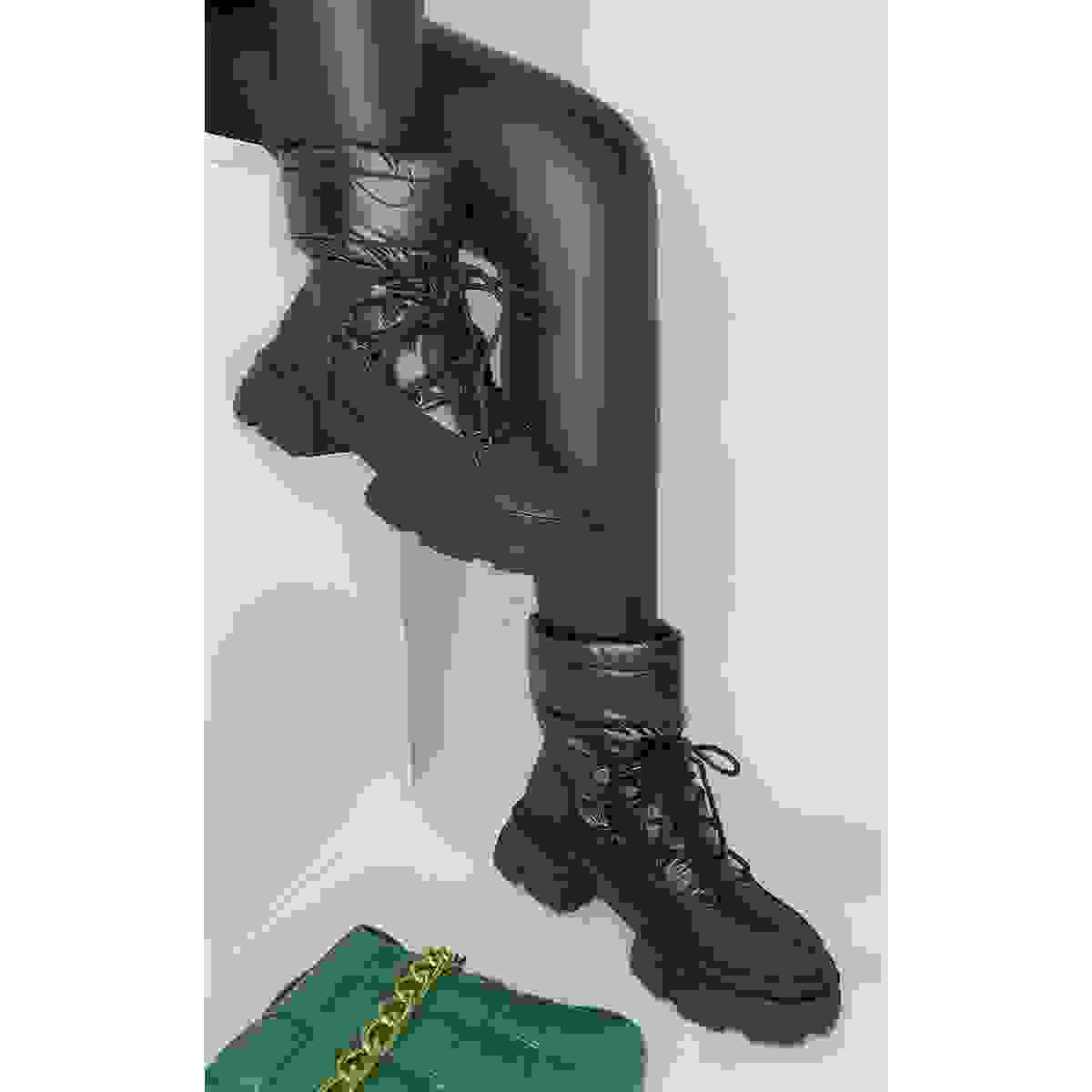 Padded Lace Up Chunky Sole Snow Boots Padded Lace Up Chunky Sole Snow Boots