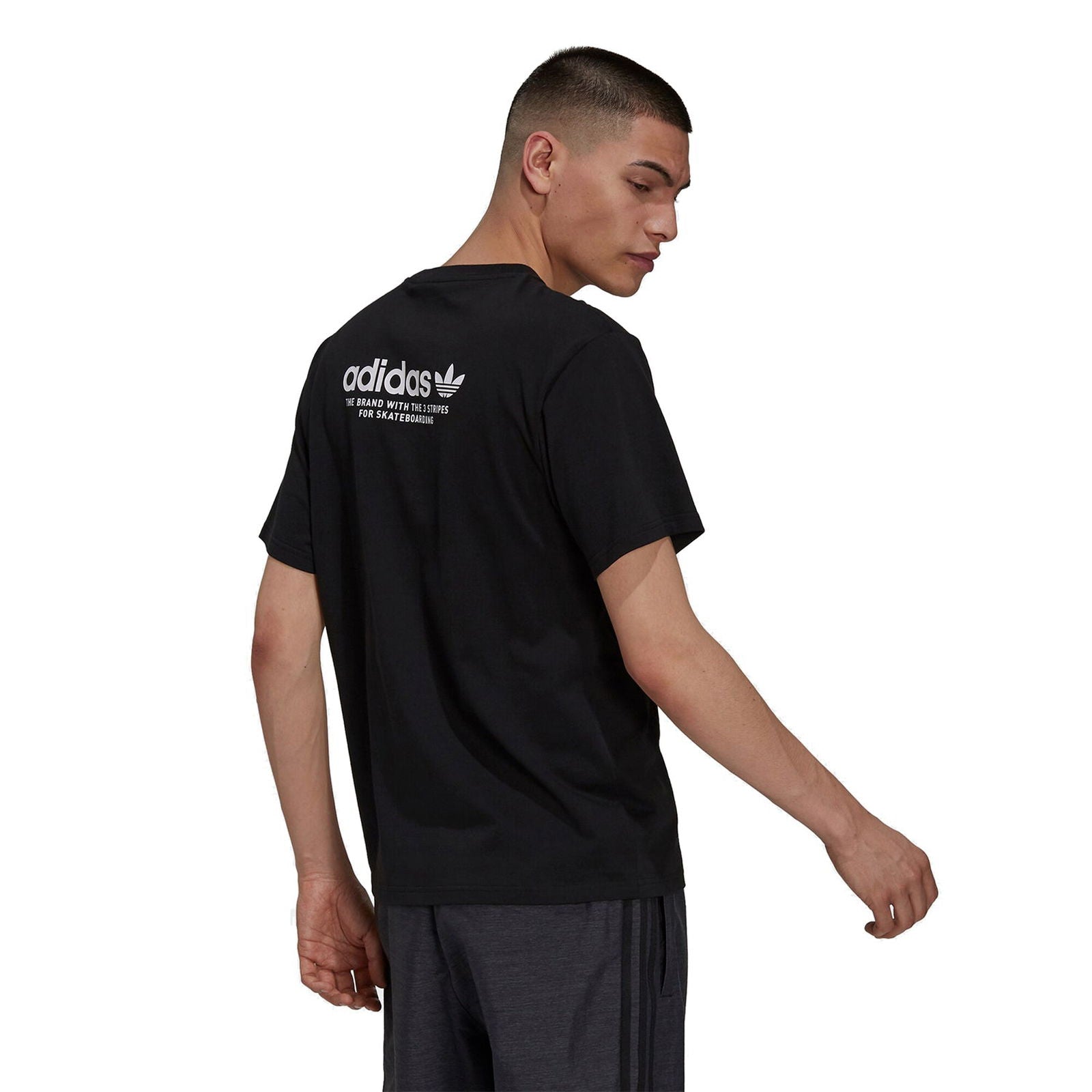 adidas Originals Skateboarding Gender Neutral . Logo Shirt – Black – Black