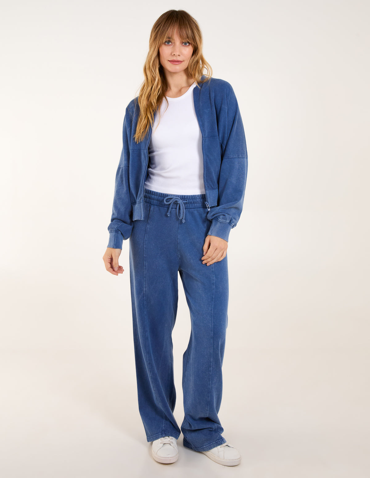 Acid Wash Bomber Jacket & Joggers Set – L DENIM Acid Wash Bomber Jacket & Joggers Set – L DENIM