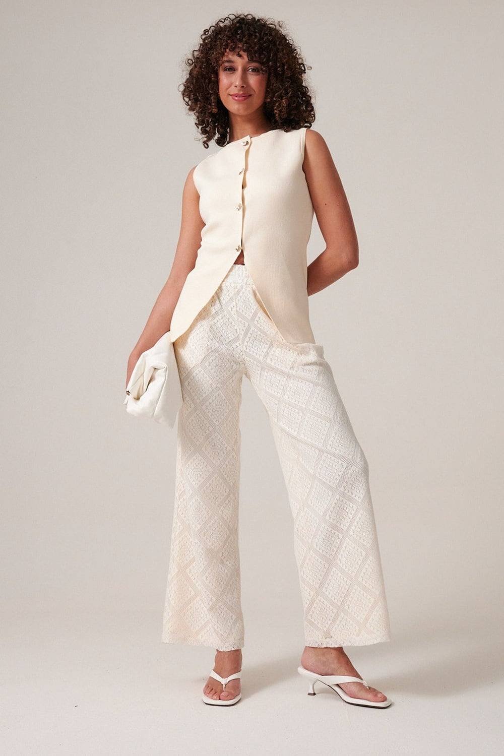 Klass. Diamond Lace Pull On Trousers In Ivory Klass. Diamond Lace Pull On Trousers In Ivory