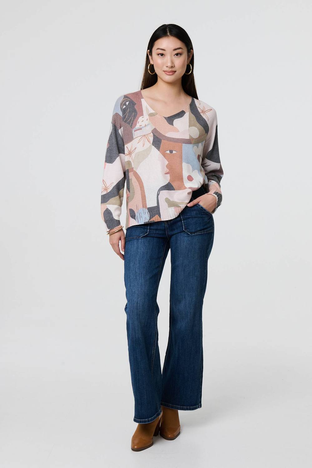 Izabel London Abstract Print Long Sleeve Knit Top In Grey Izabel London Abstract Print Long Sleeve Knit Top In Grey