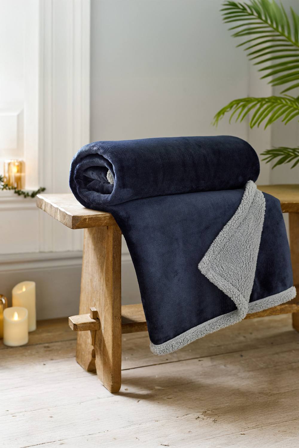 Deyongs Hazelwood Super Soft Flannel & Sherpa Throw – X Cm Fleece Blanket In Navy Deyongs Hazelwood Super Soft Flannel & Sherpa Throw – X Cm Fleece Blanket In Navy