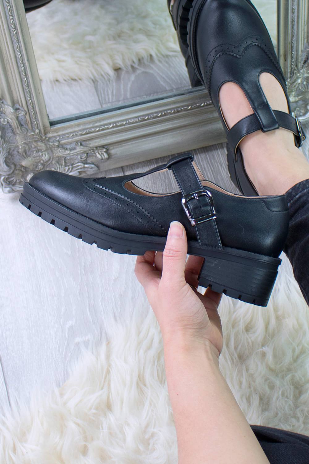 Ajvani Mid Block Heel Chunky Platform Bar Brogue Mary Janes In Black