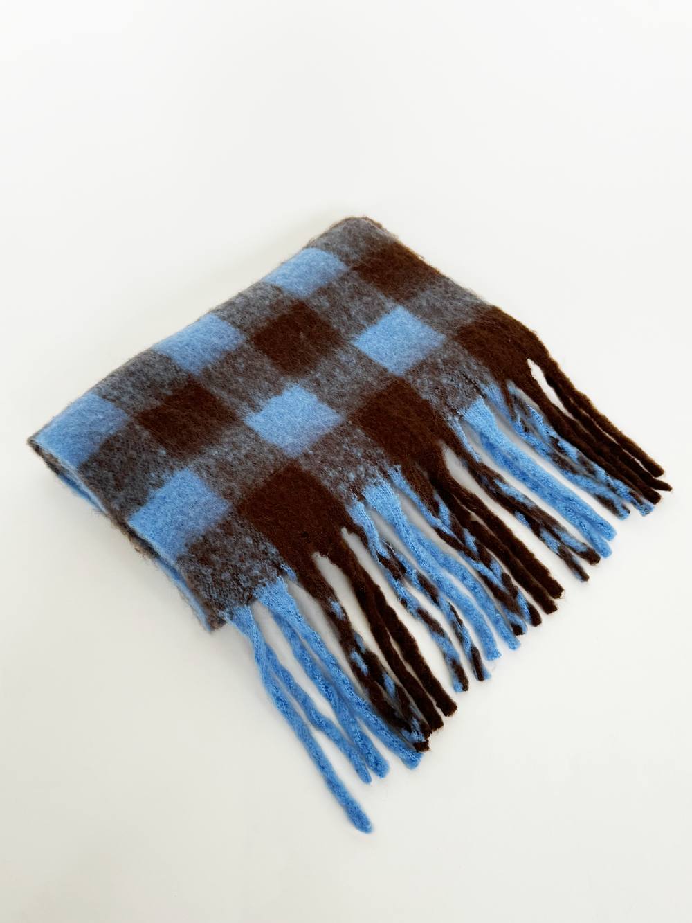 Svnx Chunky Check Scarf In Brown And Blue In Light Brown Svnx Chunky Check Scarf In Brown And Blue In Light Brown