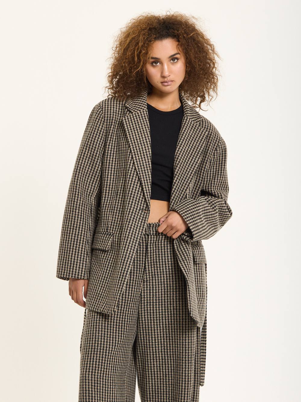 House Of Holland Houndstooth Wool Blend Oversized Blazer In Brown