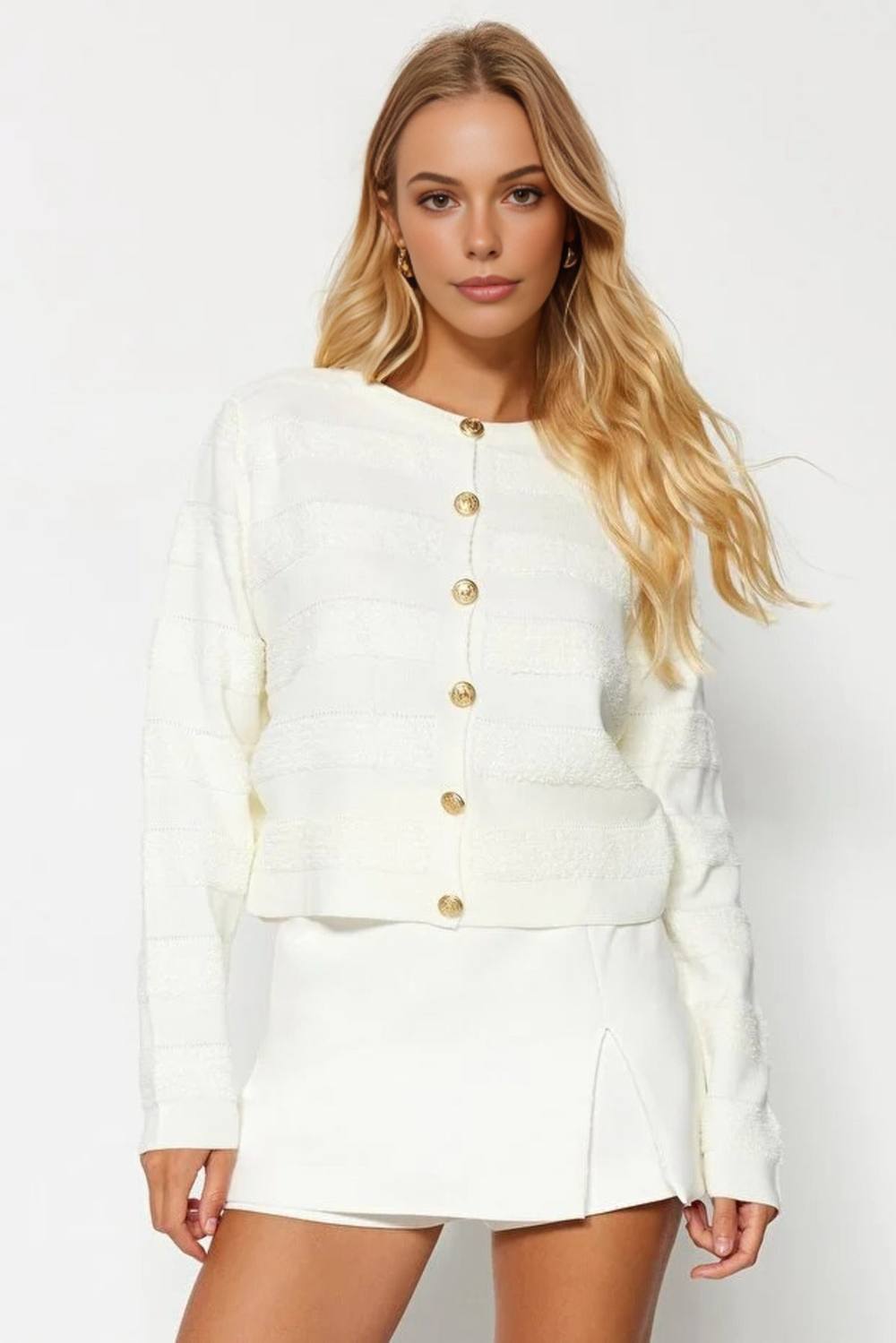 Wovcor Crew Neck Ribbed Knit Cardigan In White Wovcor Crew Neck Ribbed Knit Cardigan In White