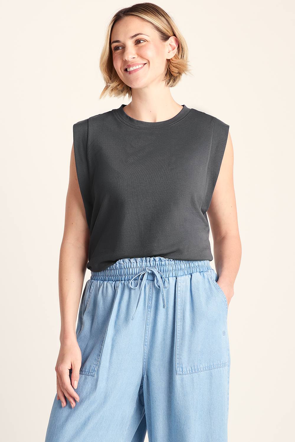 Tog ‘april’ Vest In Dark Grey Tog ‘april’ Vest In Dark Grey