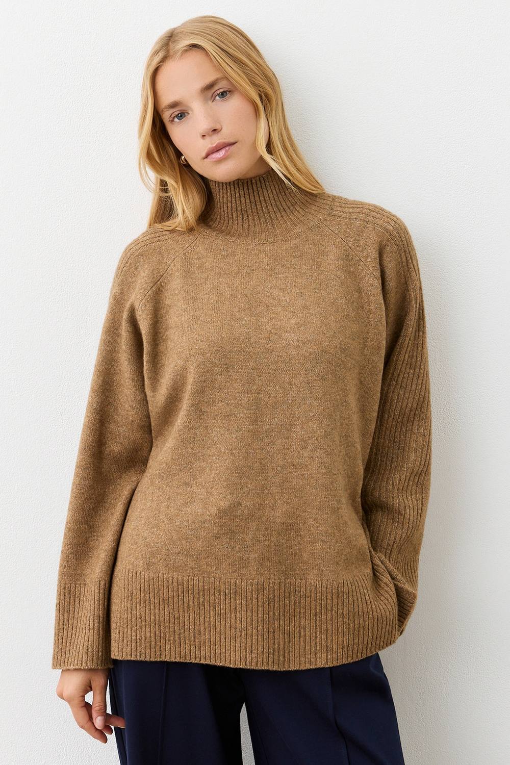 Finery London Melanie Oversized Knitted Jumper In Camel Finery London Melanie Oversized Knitted Jumper In Camel