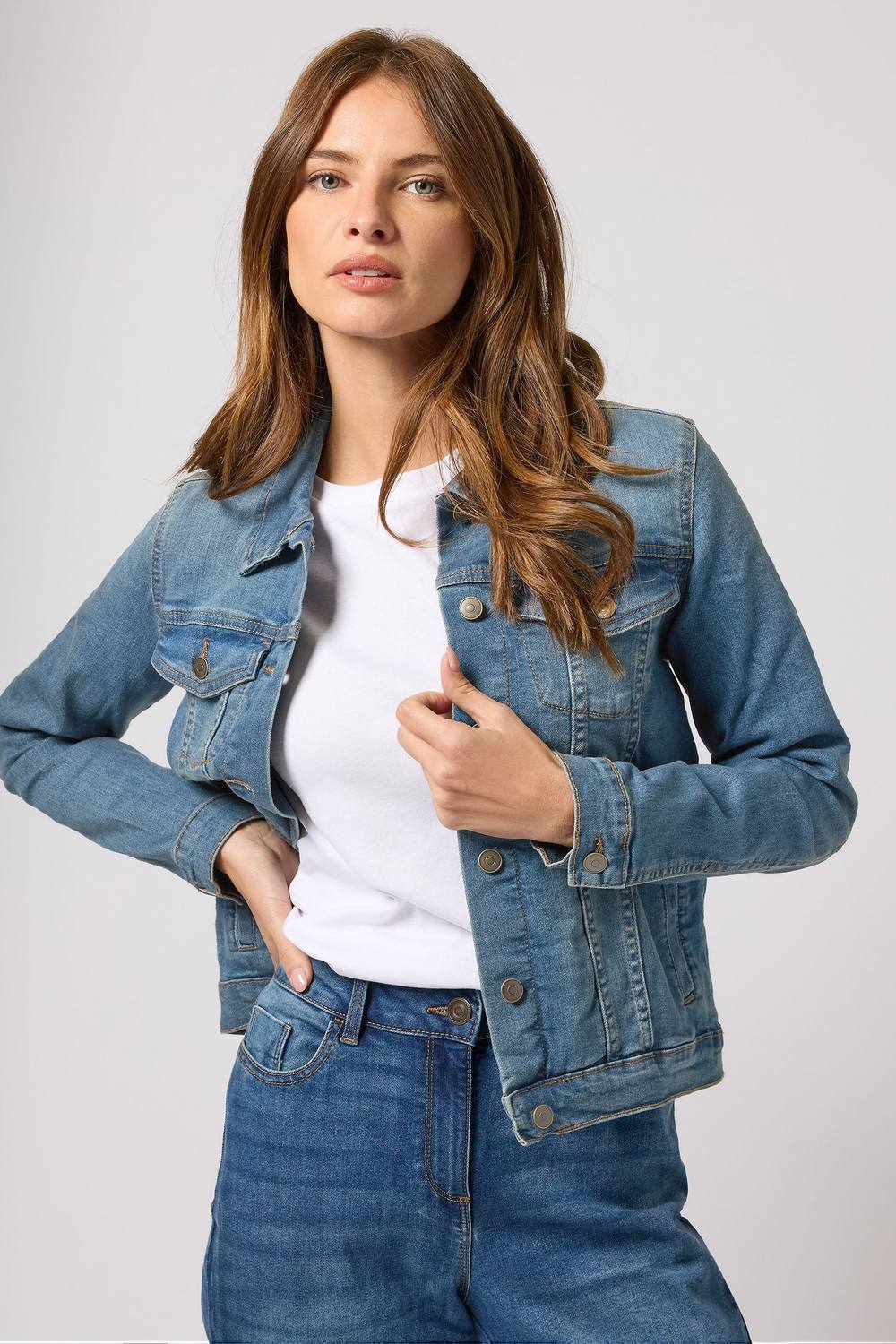 M&co Denim Jacket In Blue M&co Denim Jacket In Blue