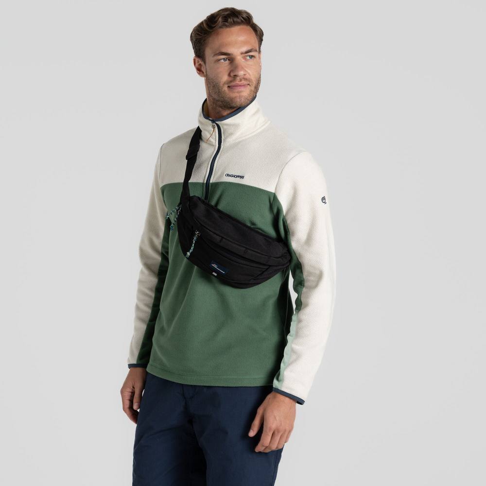Craghoppers .L Kiwi Classic Bum Bag Ii In Jet Black Craghoppers .L Kiwi Classic Bum Bag Ii In Jet Black