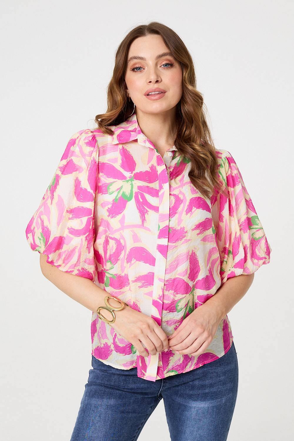 Izabel London Floral Puff Sleeve Collared Shirt In Pink Izabel London Floral Puff Sleeve Collared Shirt In Pink
