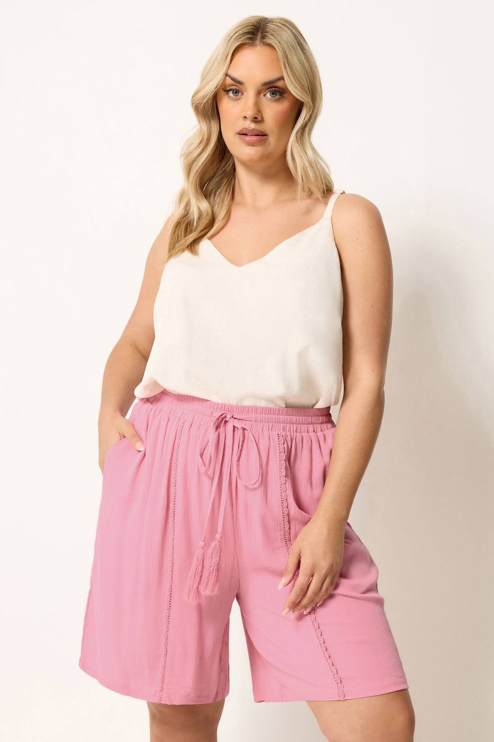 Yours Scallop Trim Shorts In Baby Pink Yours Scallop Trim Shorts In Baby Pink