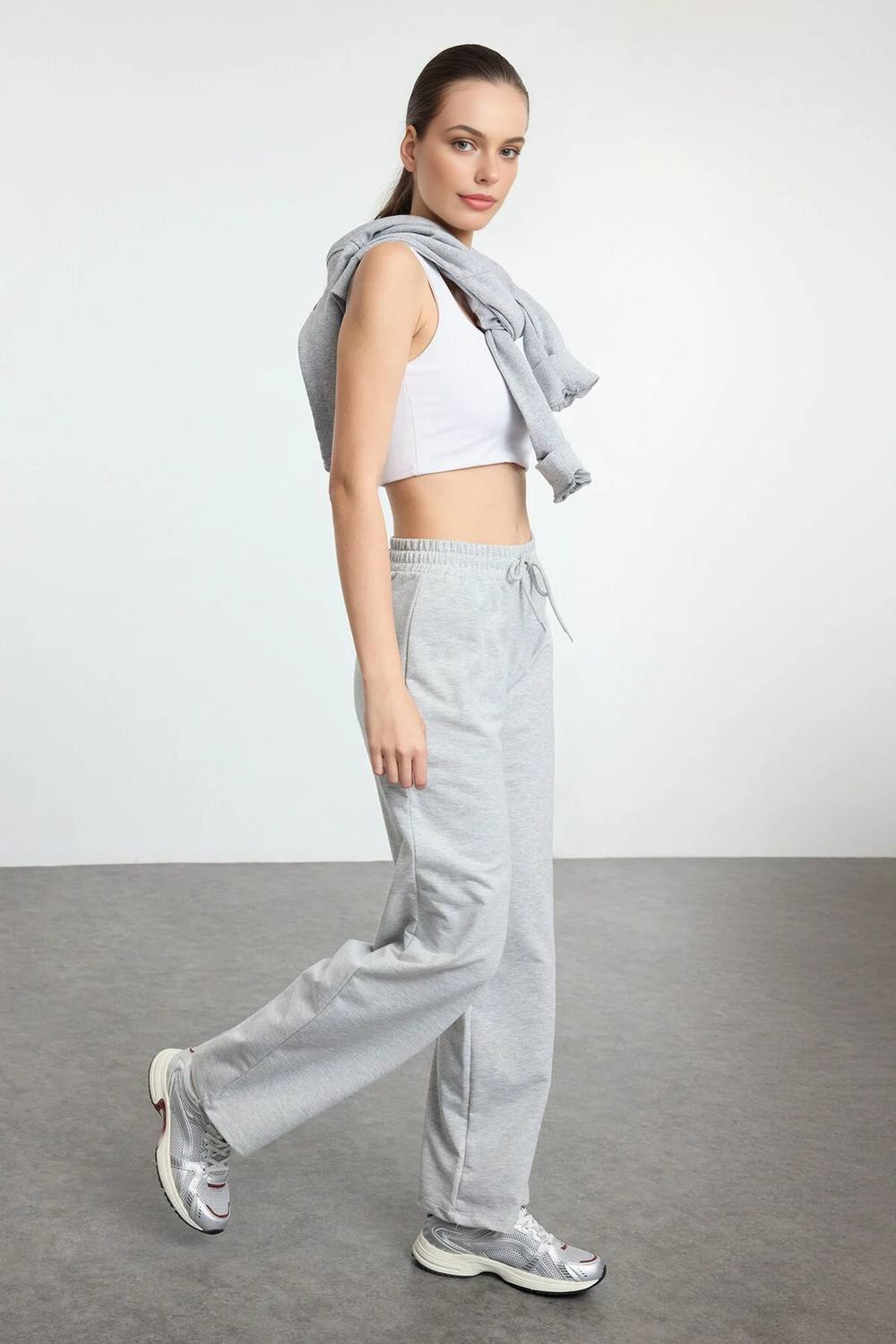 Wovcor High Waist Relaxed Knit Joggers With Side Pockets In Grey Wovcor High Waist Relaxed Knit Joggers With Side Pockets In Grey