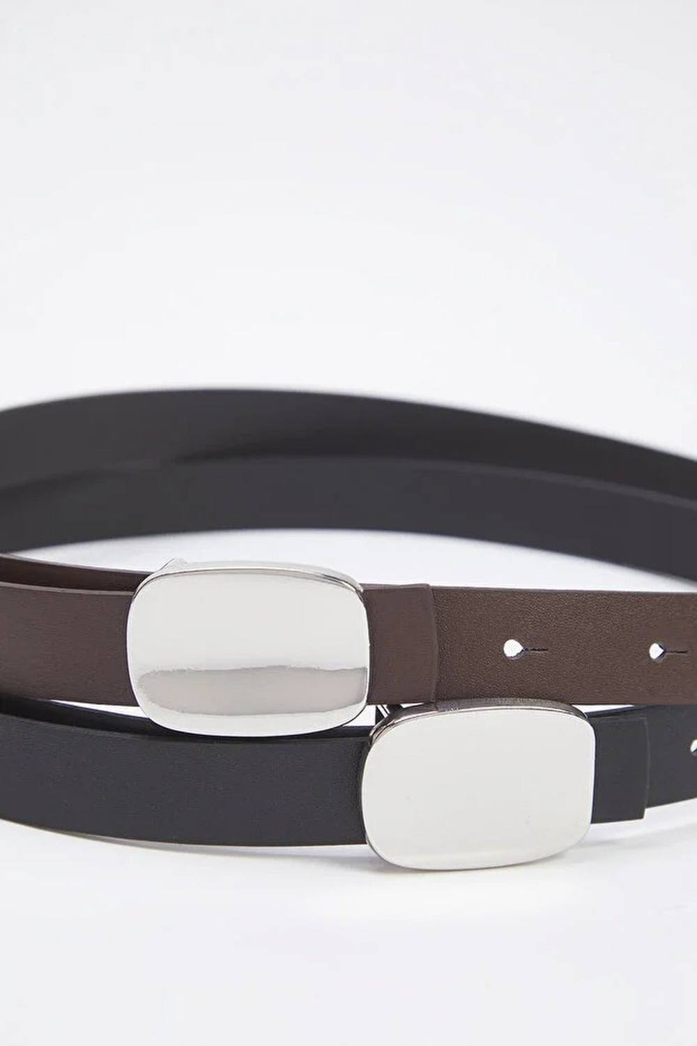 Wovcor Double Pack Silver Oval Plaque Buckle Slim Faux Leather Belt Wovcor Double Pack Silver Oval Plaque Buckle Slim Faux Leather Belt