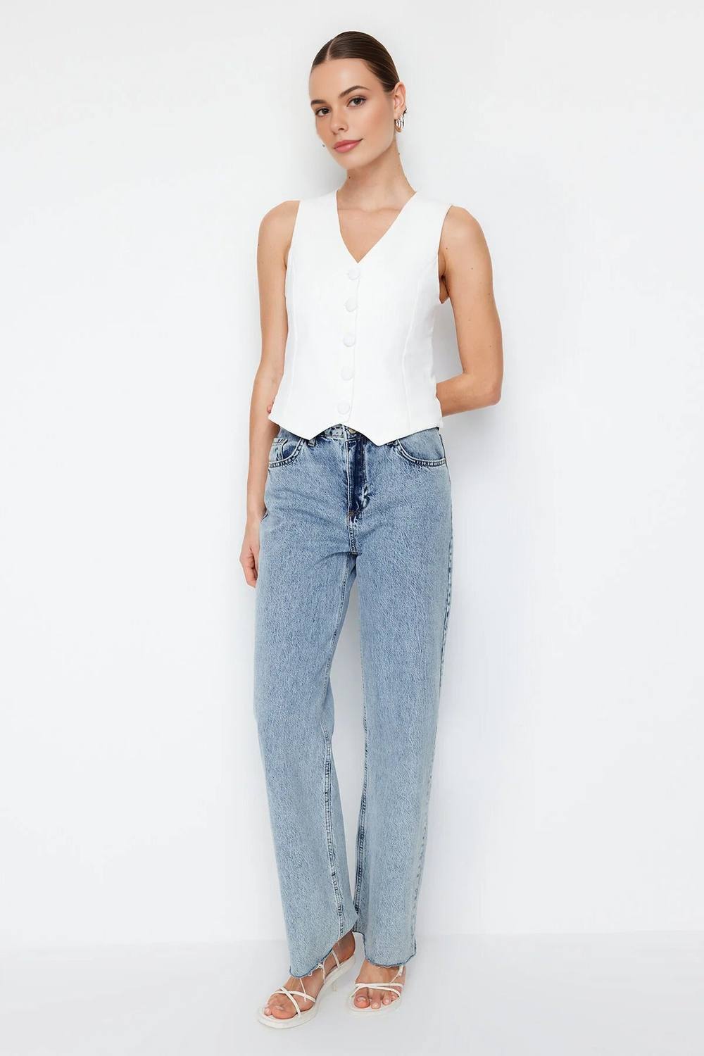 Wovcor Tailored Cropped Button Front Waistcoat In White Wovcor Tailored Cropped Button Front Waistcoat In White