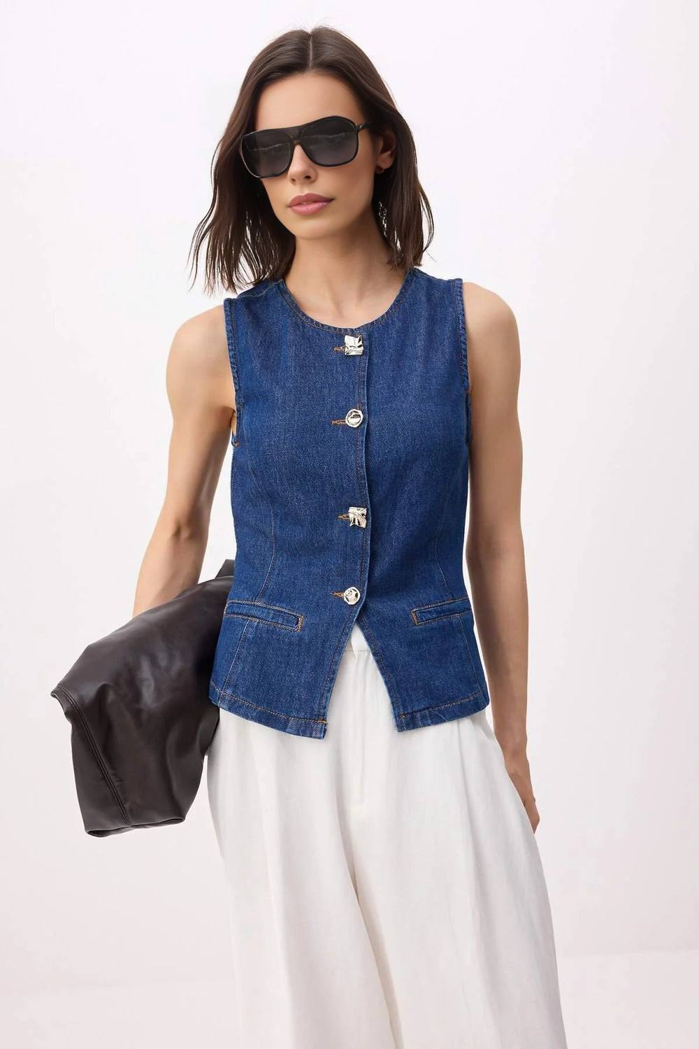 Wovcor Fitted Denim Vest With Button Detail Sleeveless Design In Blue Wovcor Fitted Denim Vest With Button Detail Sleeveless Design In Blue