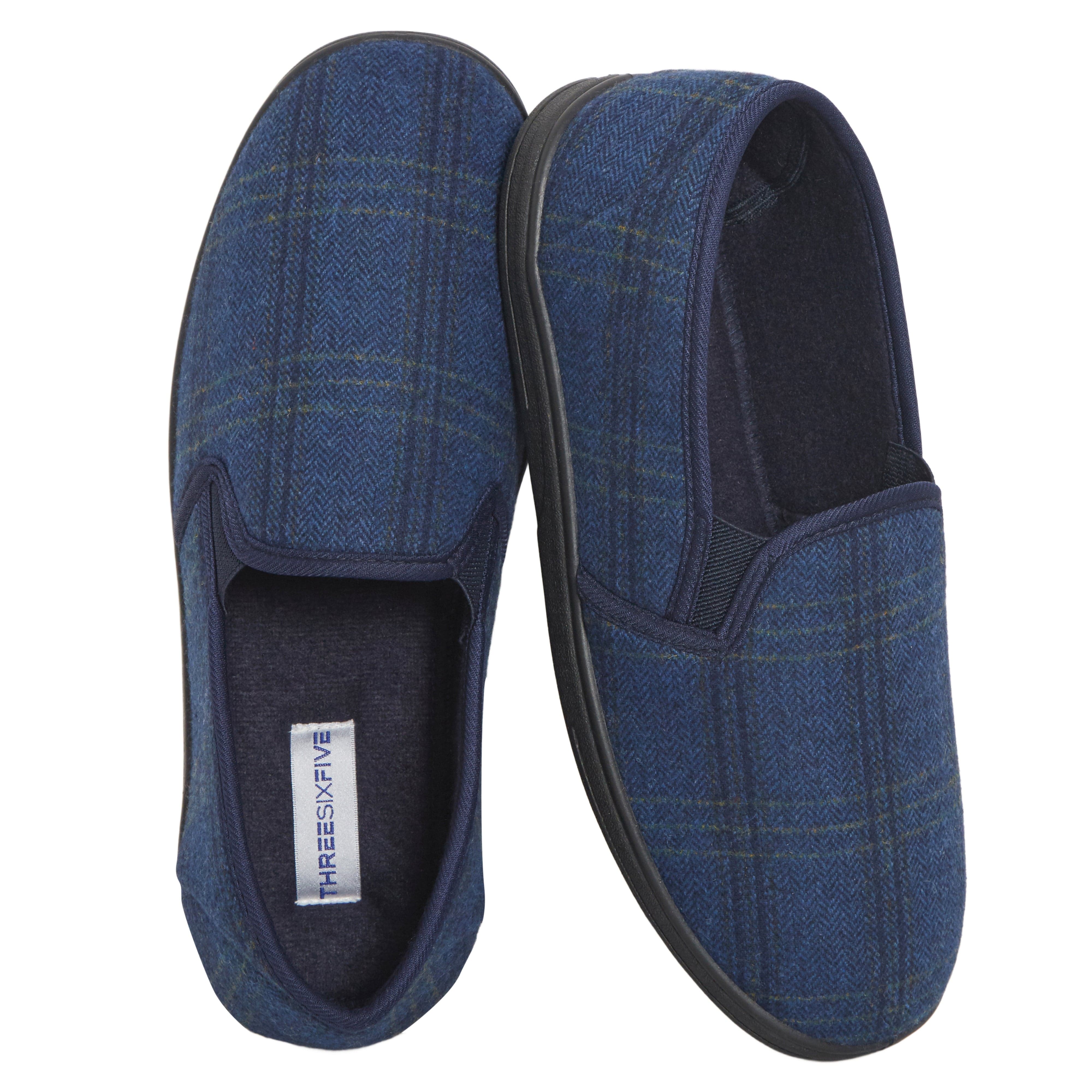 Men’s Checked Slippers Memory Foam Cushioned Soft Lining Warm Thermal Slip On House Shoes Pair for Indoor Use by Sock Stack Men’s Checked Slippers Memory Foam Cushioned Soft Lining Warm Thermal Slip On House Shoes Pair for Indoor Use by Sock Stack