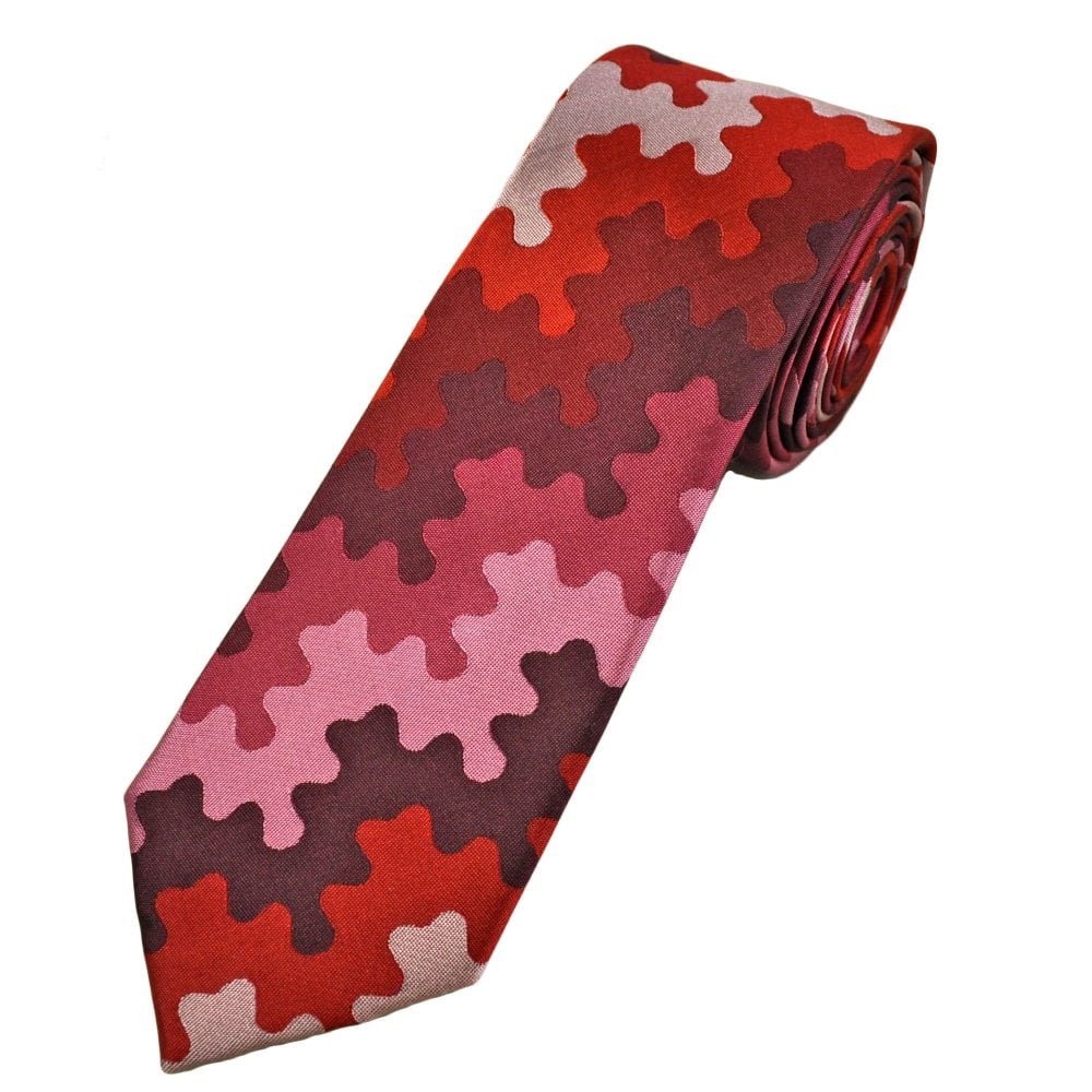 Tresanti Reale Shades Of Red & Pink Camouflage Pattern Men's Silk Tie Tresanti Reale Shades Of Red & Pink Camouflage Pattern Men's Silk Tie