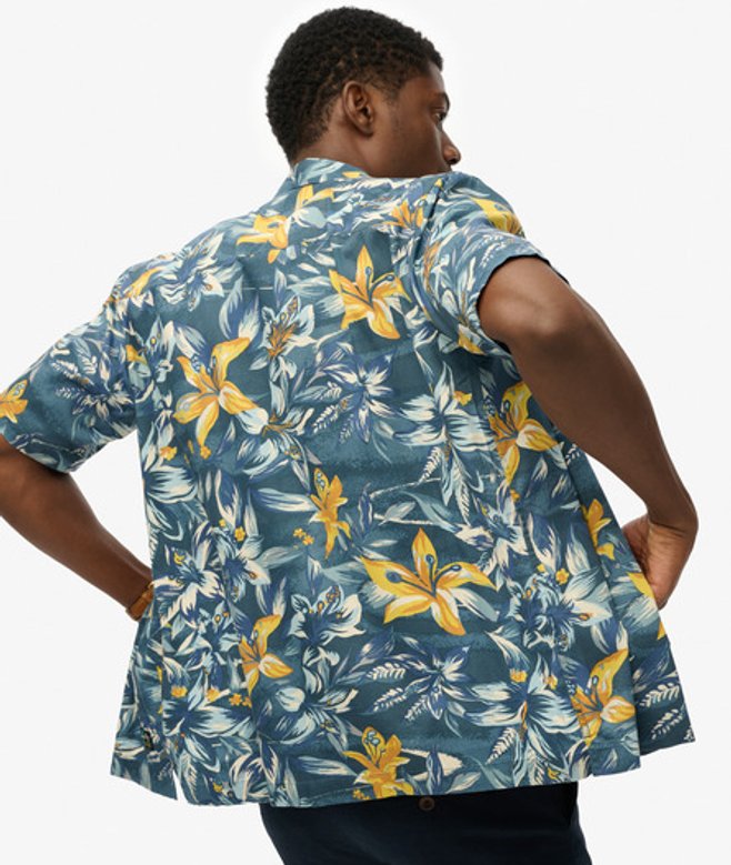 Superdry & Co Men’s Hawaiian Printed Shirt Blue Tropical Flowers Blue Washed – Size: Superdry & Co Men’s Hawaiian Printed Shirt Blue Tropical Flowers Blue Washed – Size: