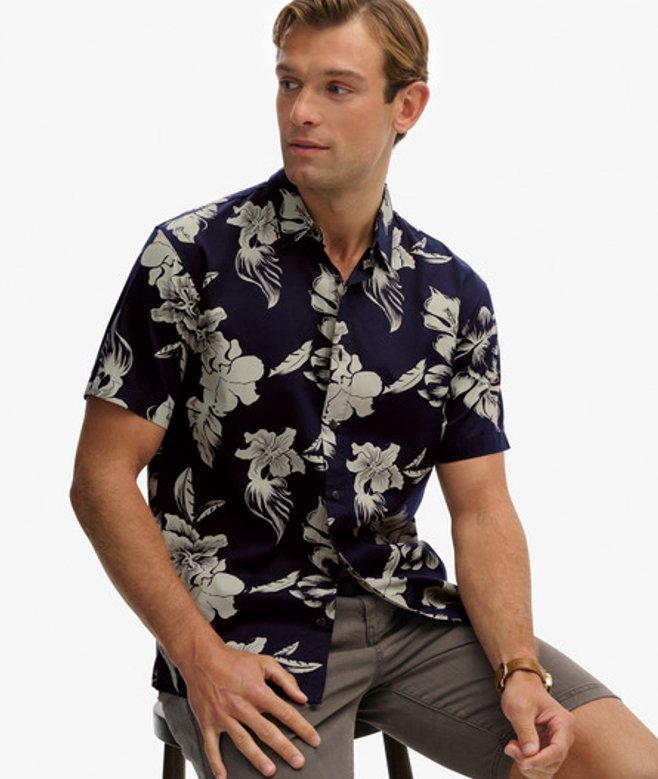 Superdry & Co Men’s Hawaiian Printed Shirt Navy Chrissy Indigo – Size: Superdry & Co Men’s Hawaiian Printed Shirt Navy Chrissy Indigo – Size: