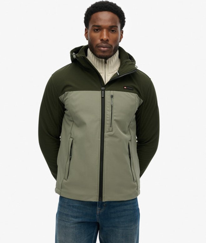 Superdry & Co Men’s Hooded Softshell Colourblock Jacket Green Surplus Goods Olive Green – Size: Superdry & Co Men’s Hooded Softshell Colourblock Jacket Green Surplus Goods Olive Green – Size: