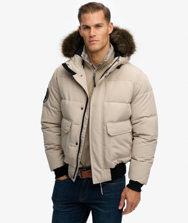 Superdry & Co Men’s Everest Hooded Puffer Bomber Jacket Cream Chateau Beige – Size: Superdry & Co Men’s Everest Hooded Puffer Bomber Jacket Cream Chateau Beige – Size: