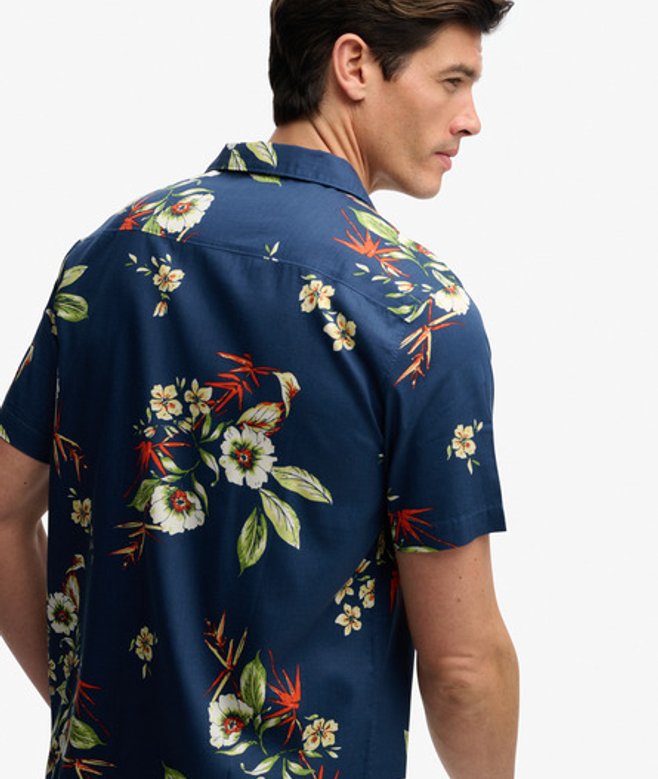 Superdry & Co Men’s Hawaiian Print Short Sleeve Shirt Navy Cabana Navy – Size: Superdry & Co Men’s Hawaiian Print Short Sleeve Shirt Navy Cabana Navy – Size: