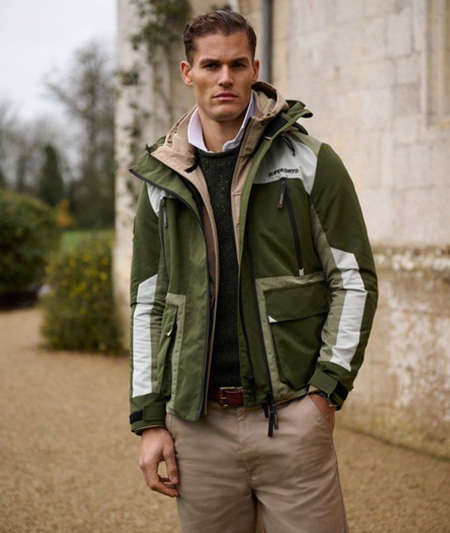 Superdry & Co Men’s Hooded Colour Block Windbreaker Jacket Green Rifle Green – Size: Superdry & Co Men’s Hooded Colour Block Windbreaker Jacket Green Rifle Green – Size: