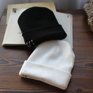 Hoop Accent Beanie Black