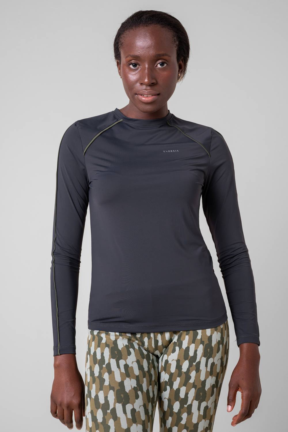 Enorsia Active Lightweight Long Sleeve Shirt In Grey
